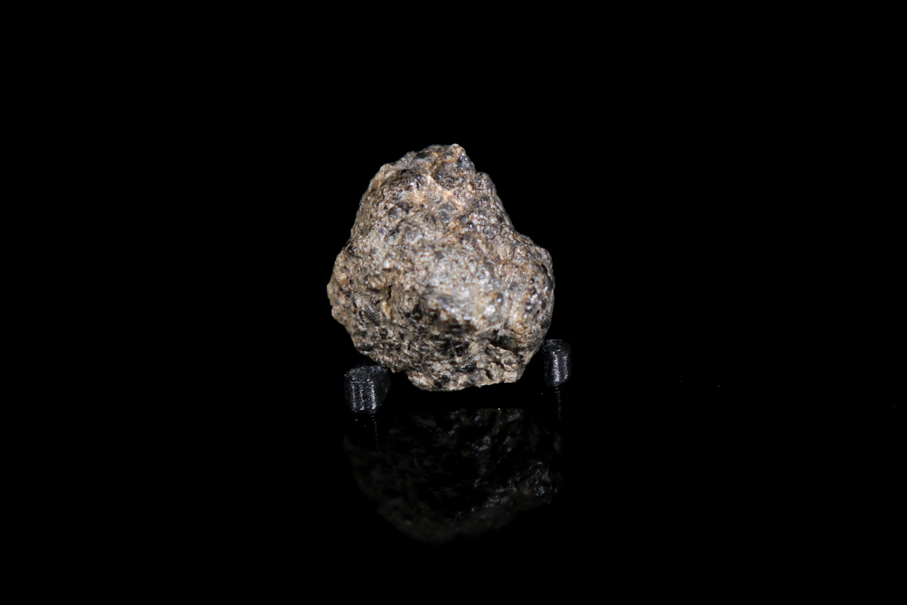 Bechar 006 Lunar End Cut, Rounded with Night Sky Matrix - 3.7 grams