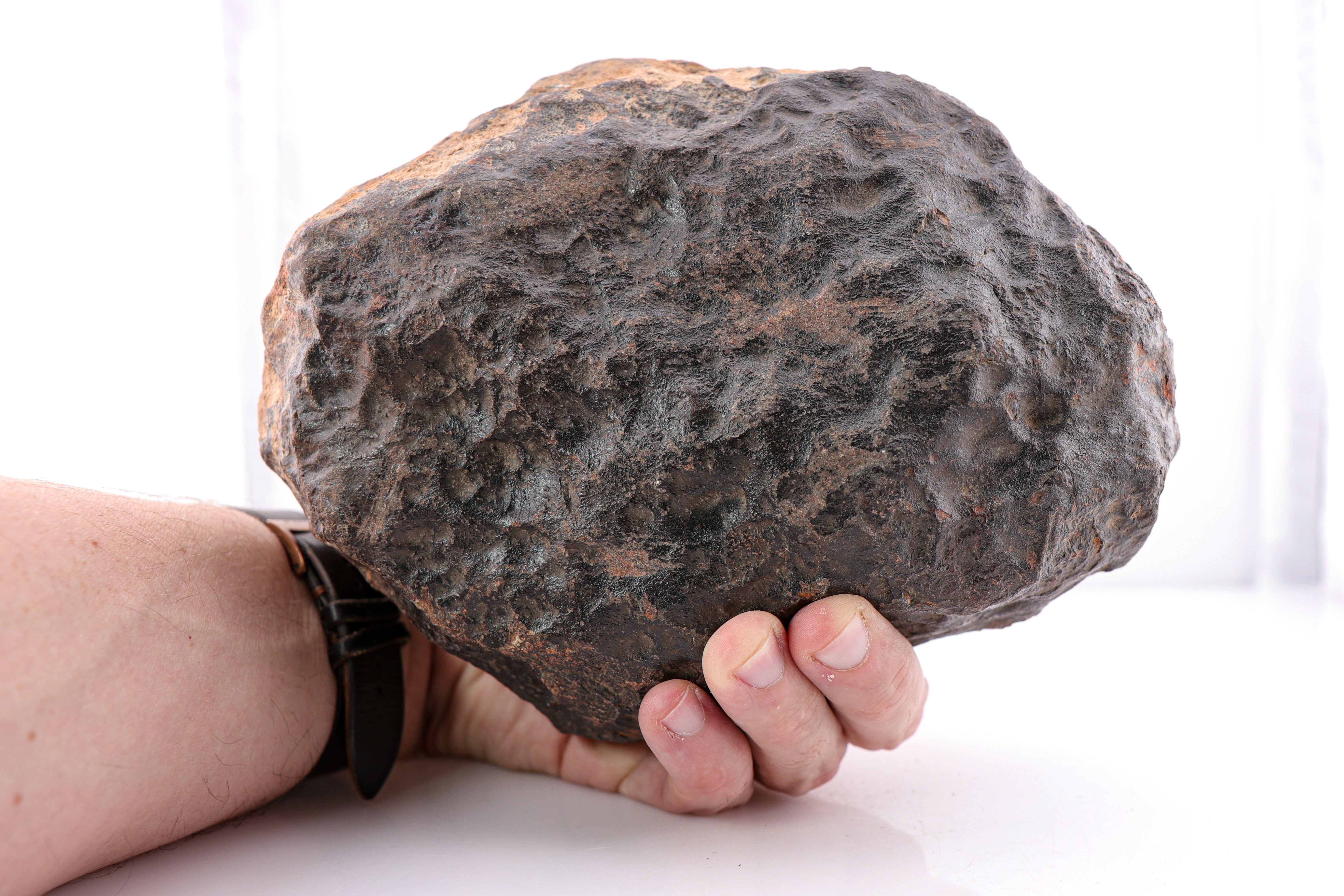 Large (4.5kg/10lb) Chondrite Meteorite, Oriented Shape with Regmaglypts All Over - 4584 grams