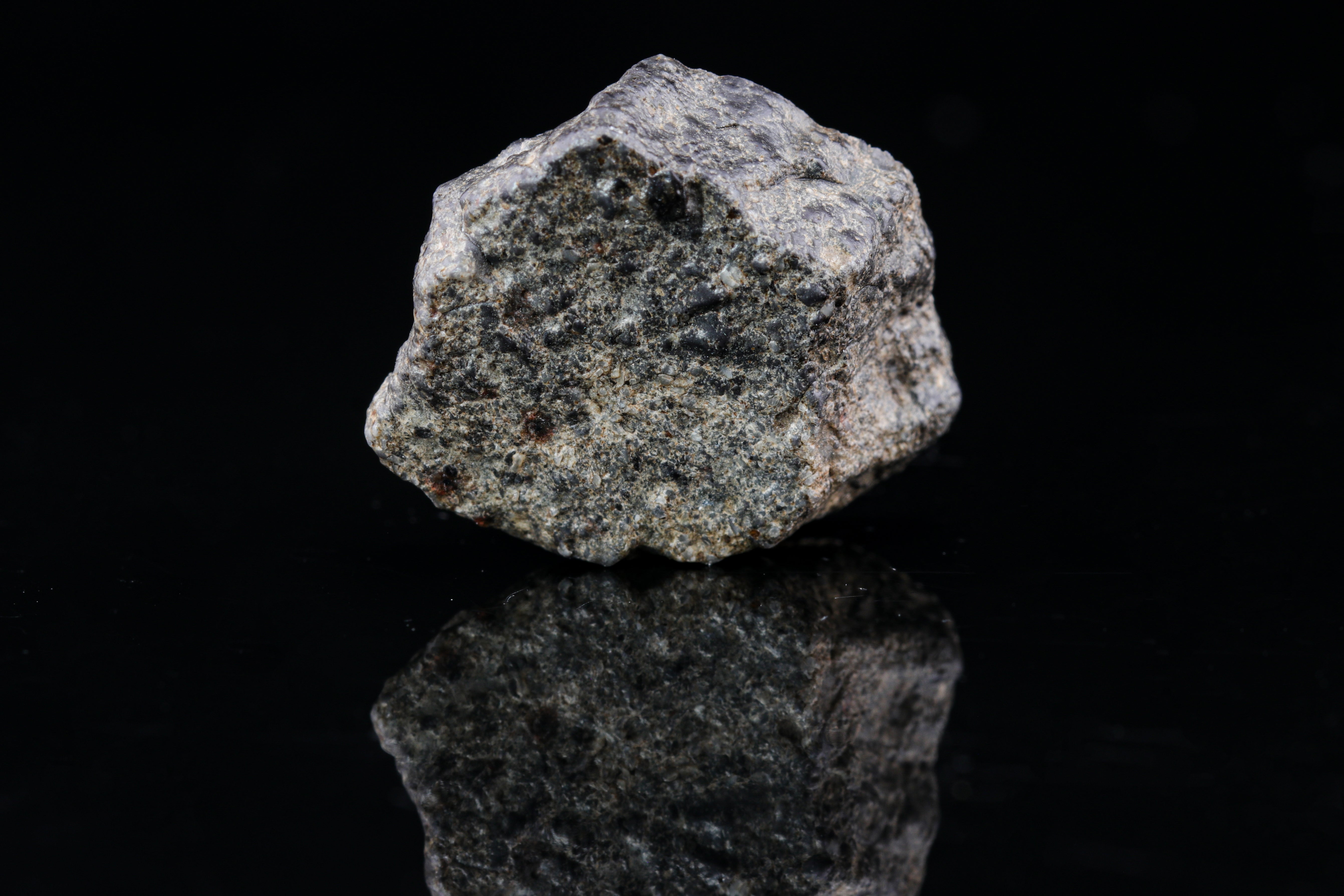 Bechar 006 Lunar End Cut, Thick Round Shape with Night Sky Matrix - 4.51 grams