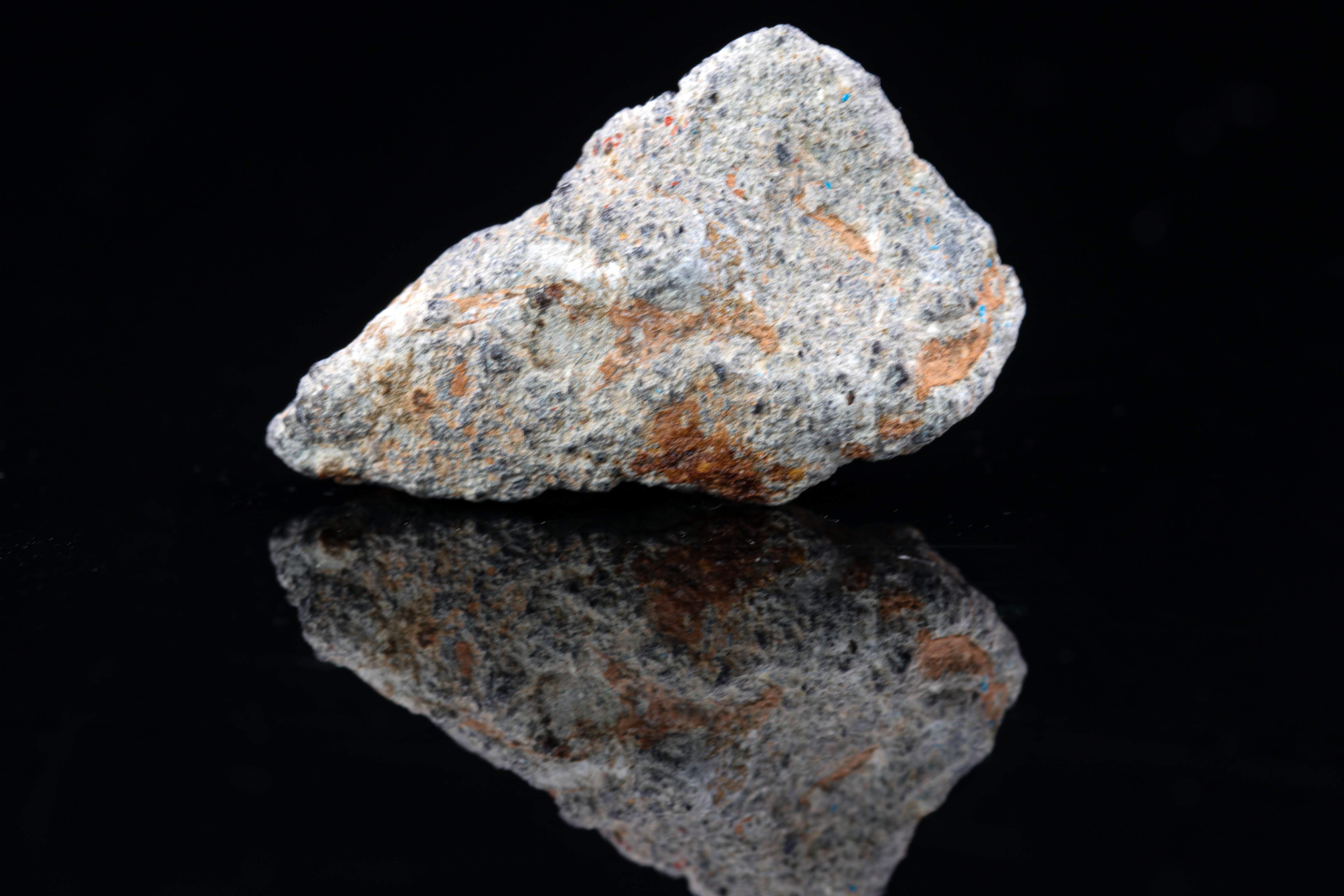 Bechar 006 Lunar End Cut, Arrow Shaped with Night Sky Matrix - 3.42 grams