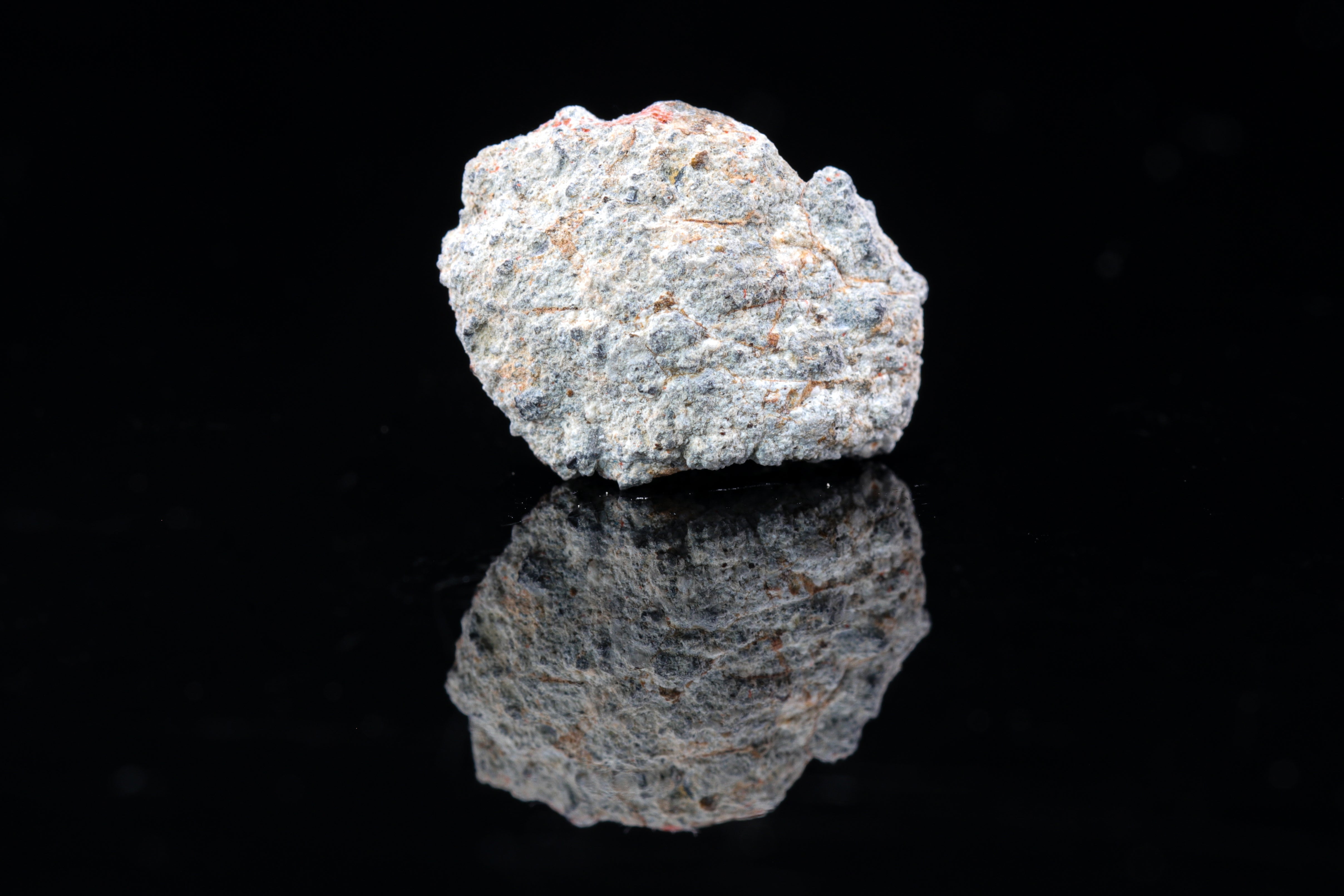 Bechar 006 Lunar End Cut, Round Shape with Night Sky Matrix - 1.81 grams